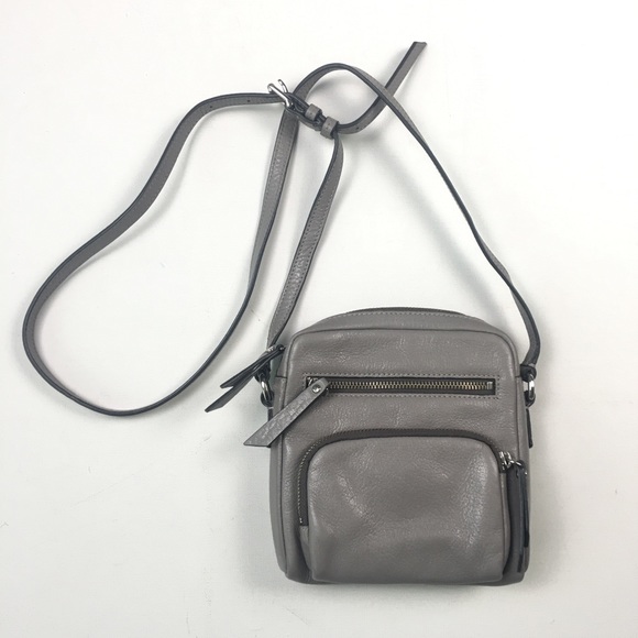 Banana Republic Handbags - Banana Republic Womens Shoulder Purse B5517